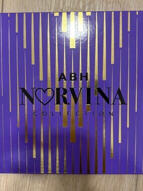 Anastasia Beverly Hills Norvina Eyeshadow Palette - Purple & Gold